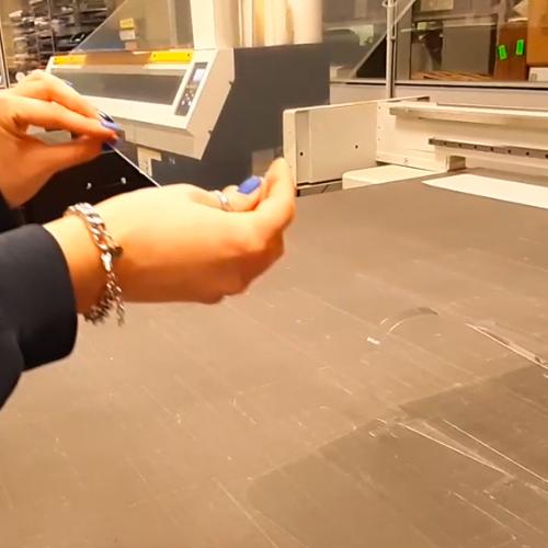 Kongsberg taglio marchitalia plotter veasy PET